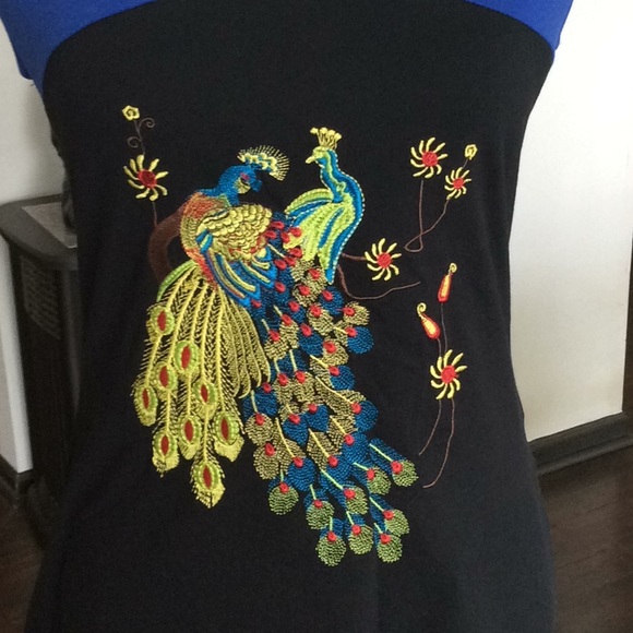 Peacock top L - Picture 2 of 2